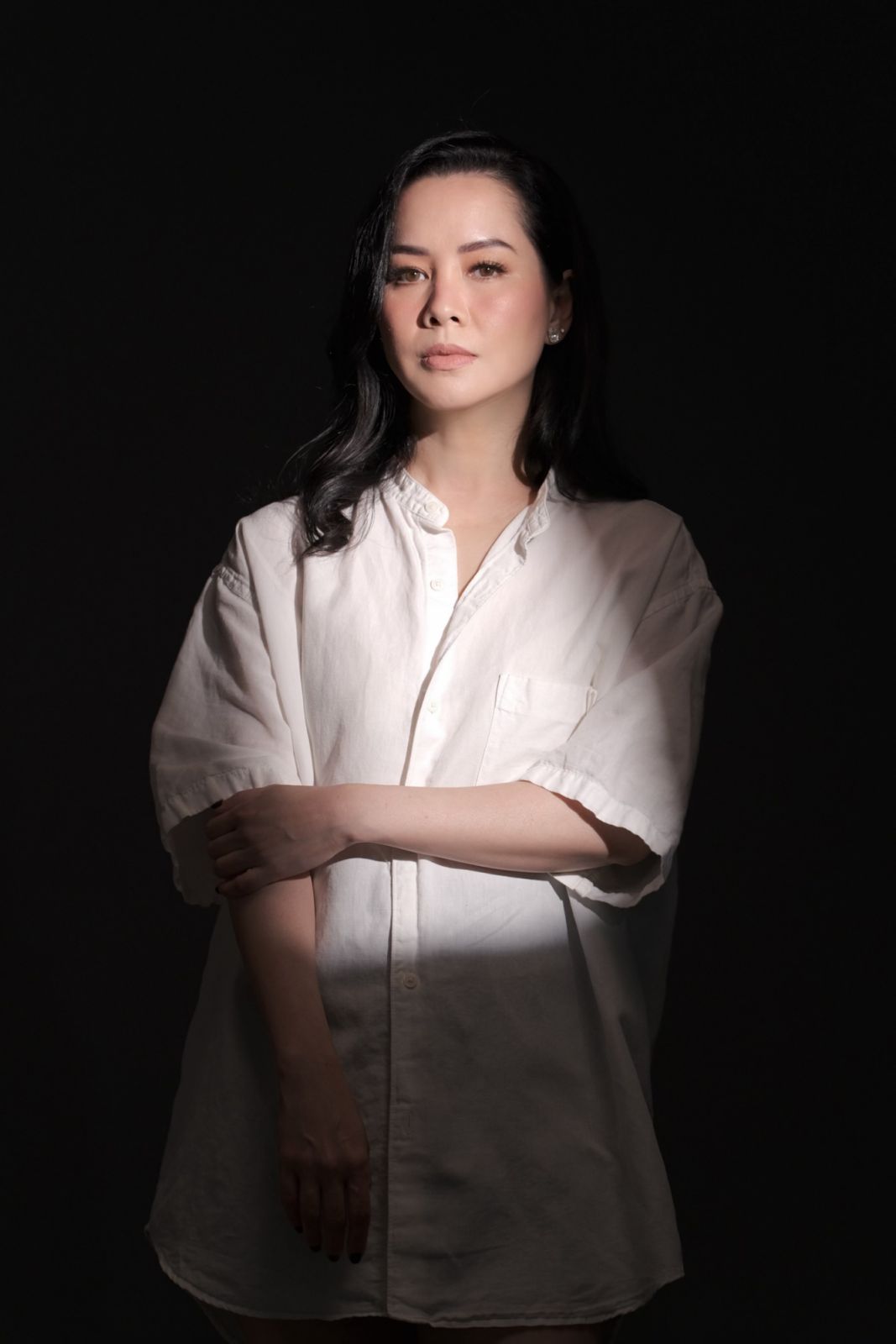 Shiela Valderrama as Diana Goodman