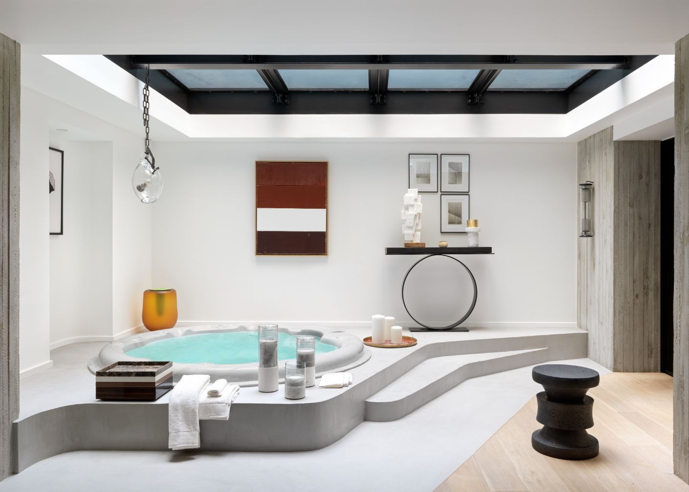 The calming wellness room in a Parisian townhouse designed by Le Berre Vevaud (Photo: Stephan Julliard)
