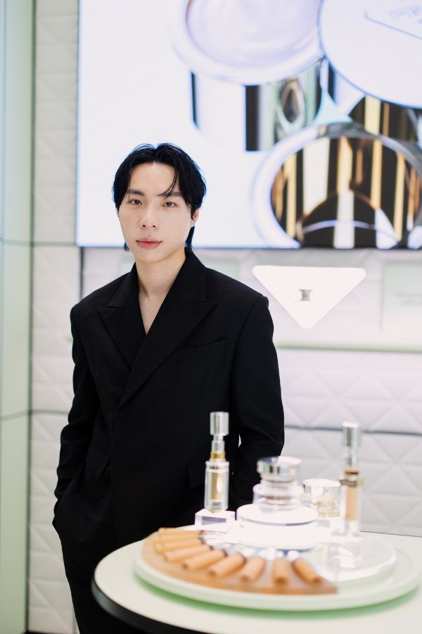 Makeup artist Shiyo Joo at the Prada Beauty boutique