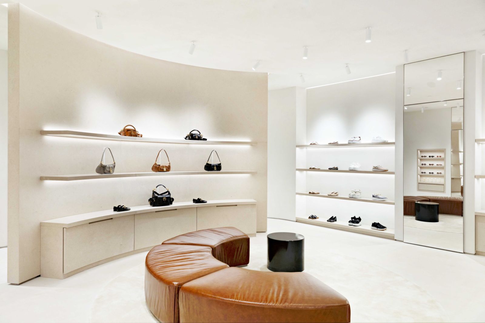 Inside the Chloé boutique at Greenbelt 4 (Photo: Courtesy of SSI)