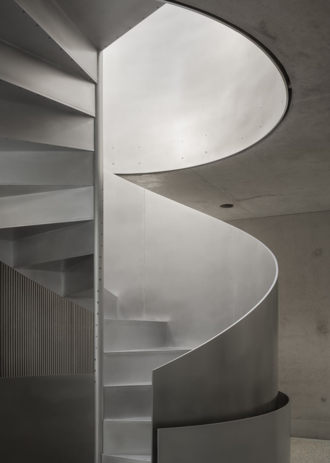 A closer view at the aluminium staircase