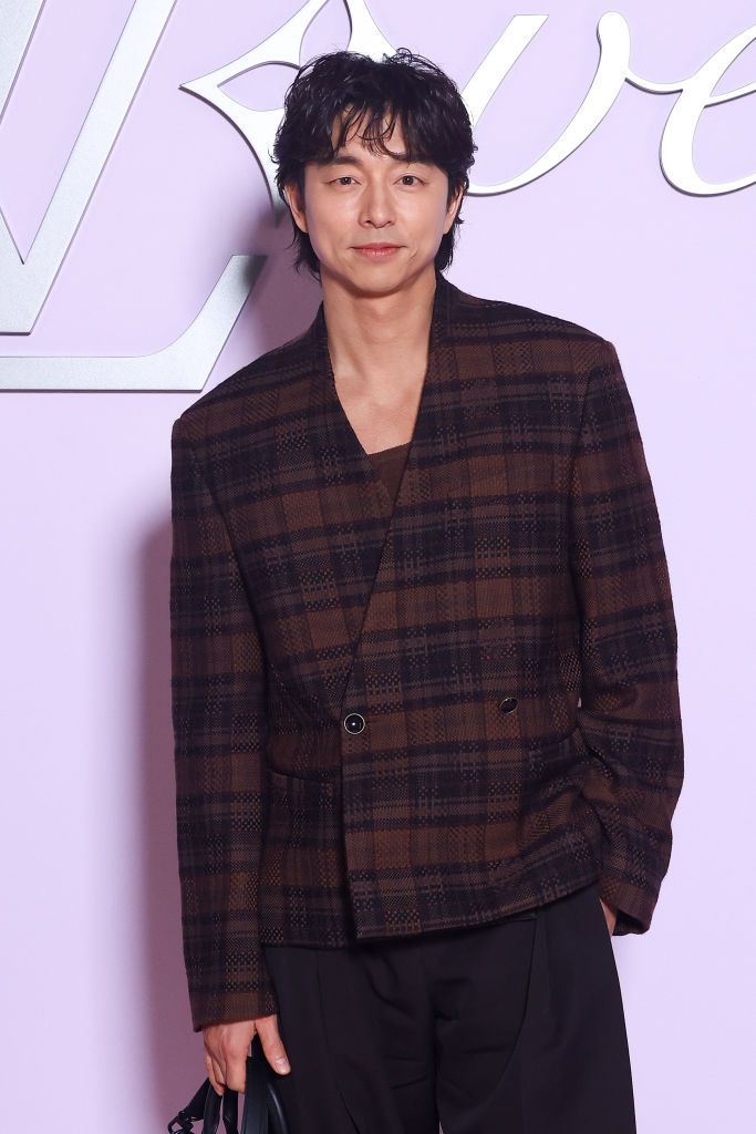 PARIS, FRANCE - JANUARY 21: (EDITORIAL USE ONLY - For Non-Editorial use please seek approval from Fashion House) Gong Yoo attends the Louis Vuitton Menswear Fall-Winter 2025/2026 show as part of Paris Fashion Week on January 21, 2025 in Paris, France. (Photo by Marc Piasecki/WireImage)