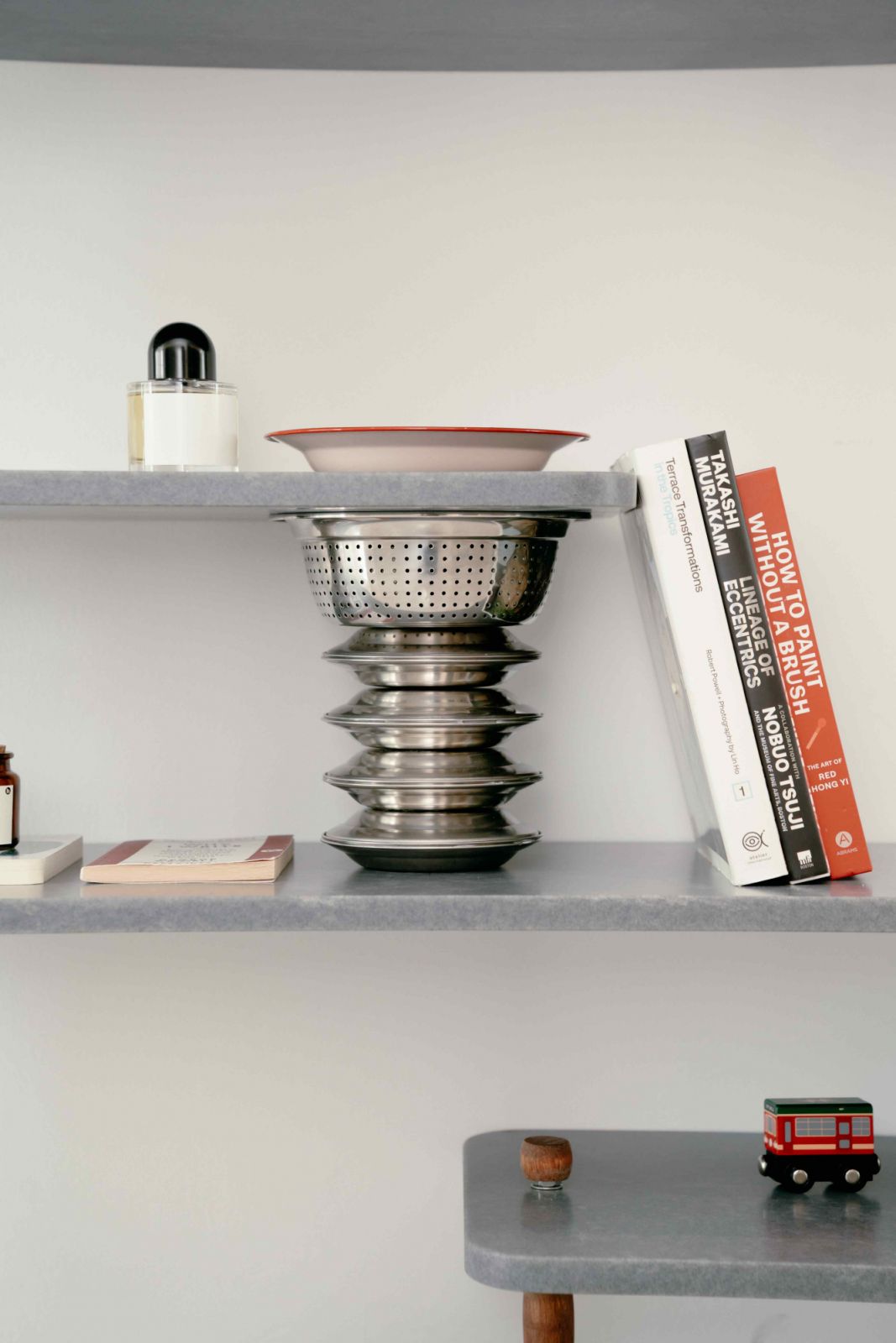 The Totem Shelf is crafted from Cosentino’s Earthic by Silestone XM collection