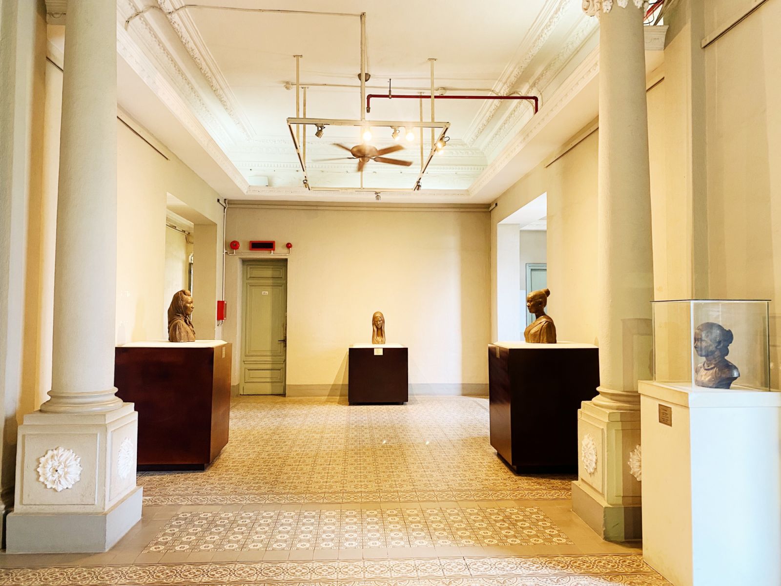 Sculptures at the first floor of the Ho Chi Minh Museum of Fine Arts (Photo: Jove Moya)