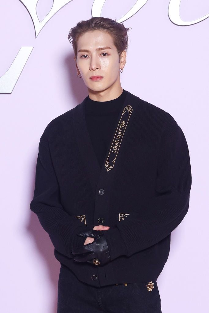 PARIS, FRANCE - JANUARY 21: (EDITORIAL USE ONLY - For Non-Editorial use please seek approval from Fashion House) Jackson Wang attends the Louis Vuitton Menswear Fall-Winter 2025/2026 show as part of Paris Fashion Week on January 21, 2025 in Paris, France. (Photo by Marc Piasecki/WireImage)