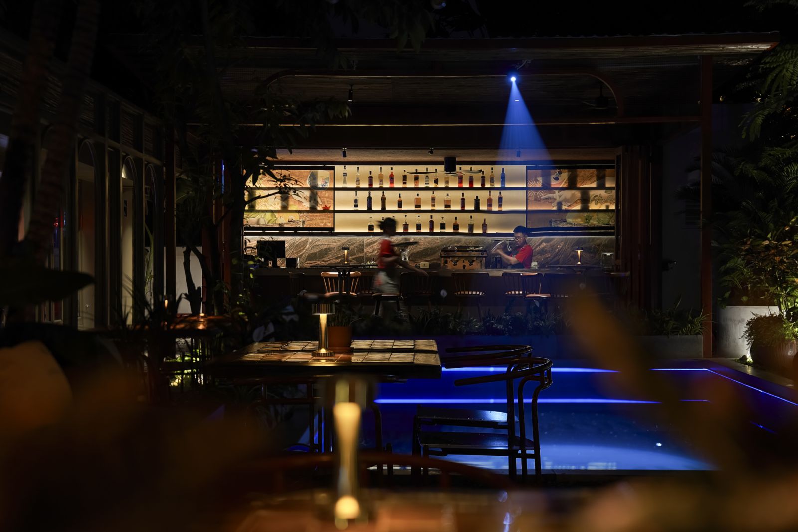 Spacious and airy ambiance at the wine bar of Nam Mê Kitchen & Bar (Photo: Nam Me Kitchen & Bar)