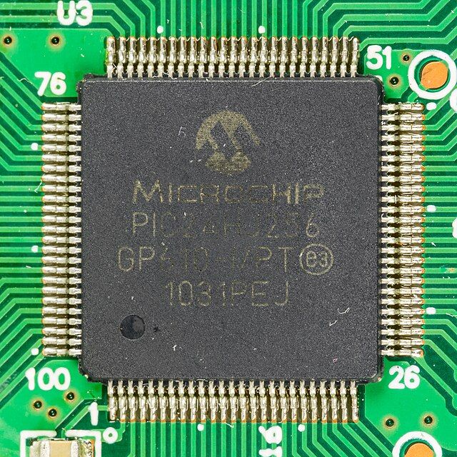 One of Dado Banatao's most profound inventions is the 16-bit microchip (Photo: Raimond Spekking/Wikimedia Commons)