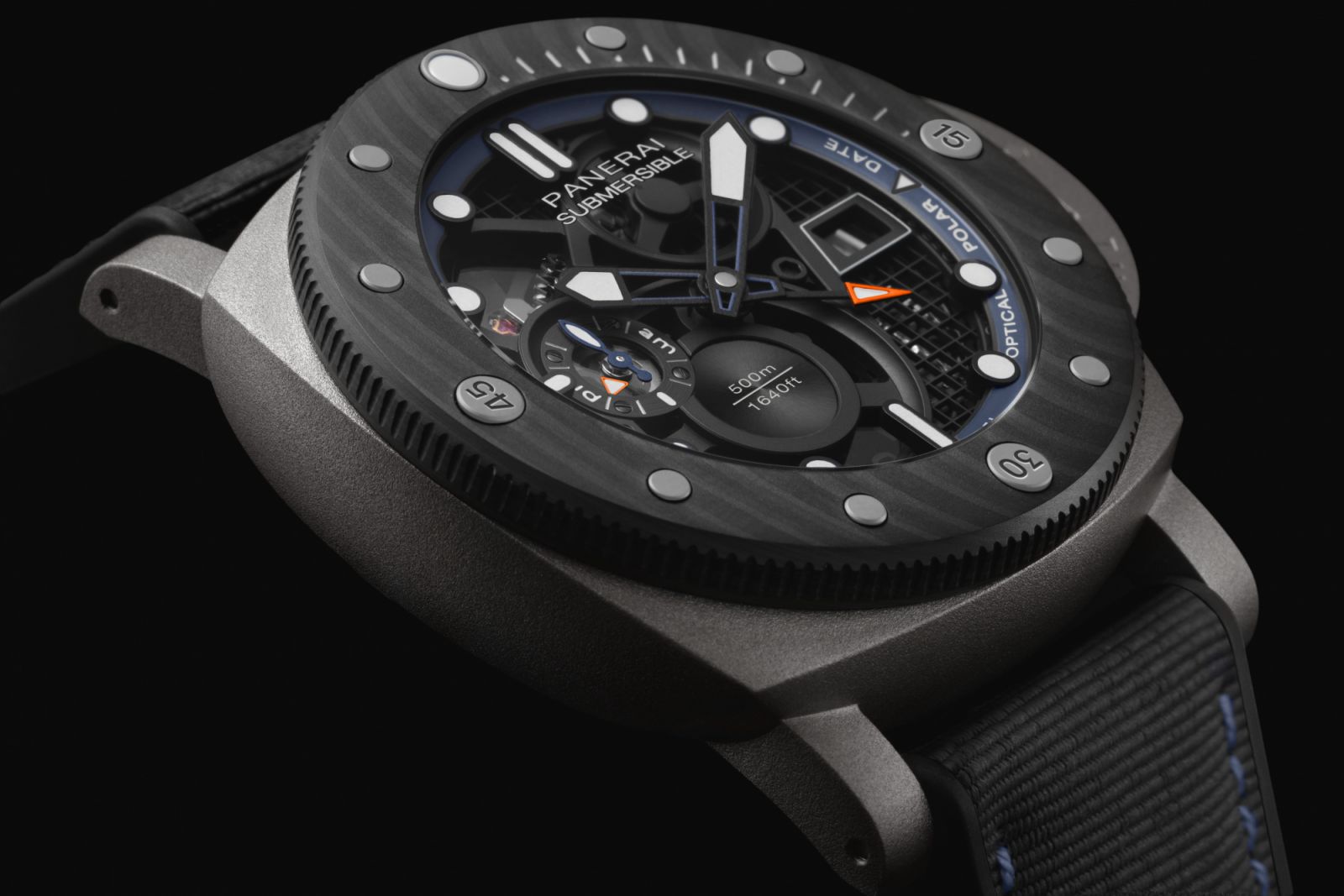 Panerai Submersible GMT Titanio Mike Horn Experience Edition