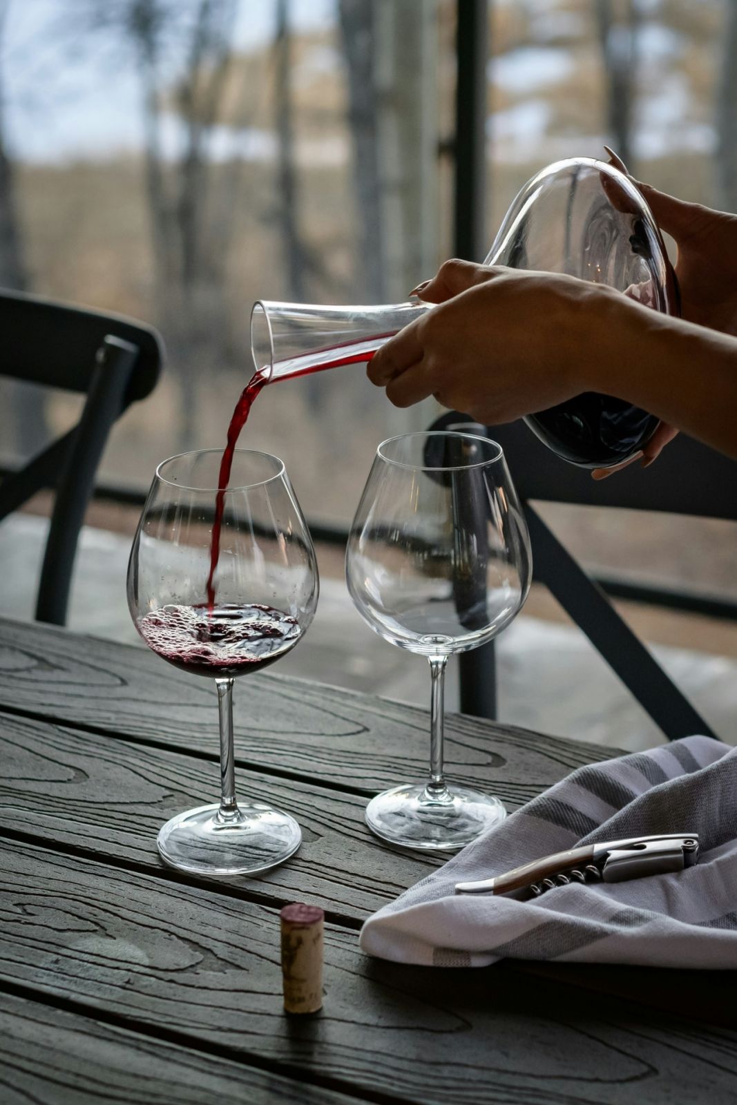 Wine 101 Alex Lichaytoo - Theme Photos Unsplashjpg