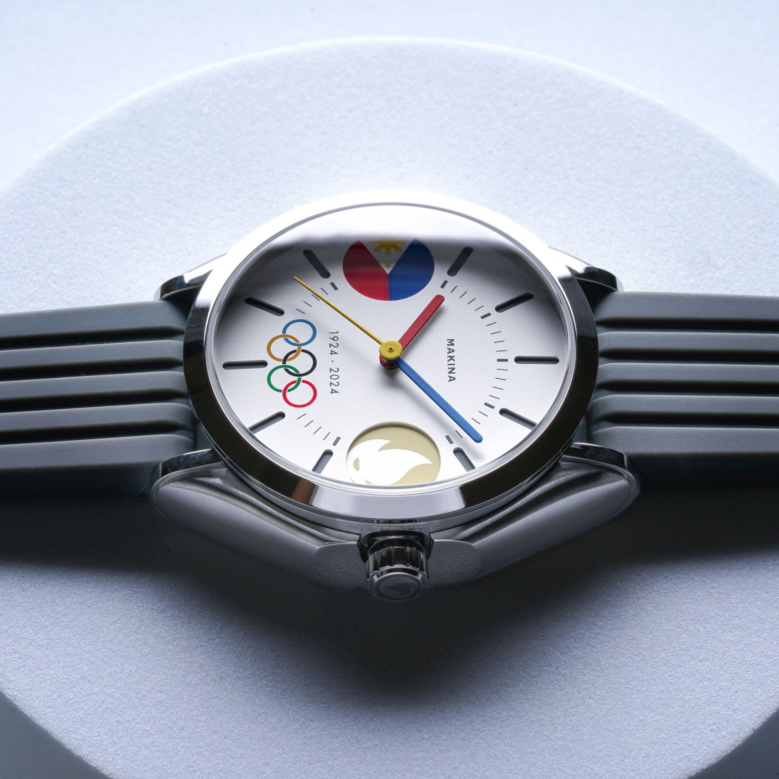 Special edition timepiece commissioned by the Philippine Olympic Committee, with the white dial (Photo: Courtesy of Makina Watches)