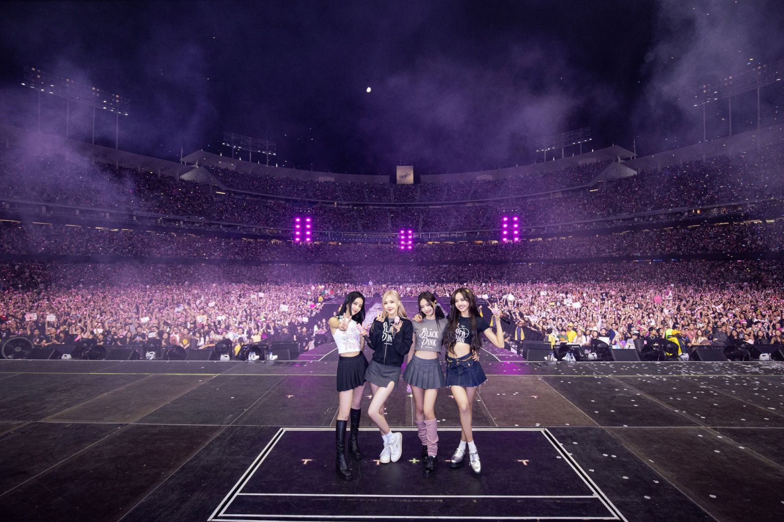 Blackpink on their concert tour in cities across Asia, Europe, and North America (Photo: YG Entertainment)