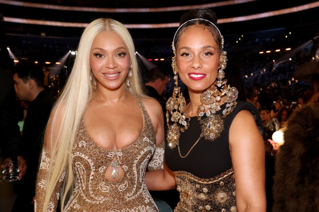 LOS ANGELES, CALIFORNIA - FEBRUARY 02: (L-R) Beyoncé and Alicia Keys attend the 67th Annual GRAMMY Awards at Crypto.com Arena on February 02, 2025 in Los Angeles, California. (Photo by Johnny Nunez/Getty Images for The Recording Academy)