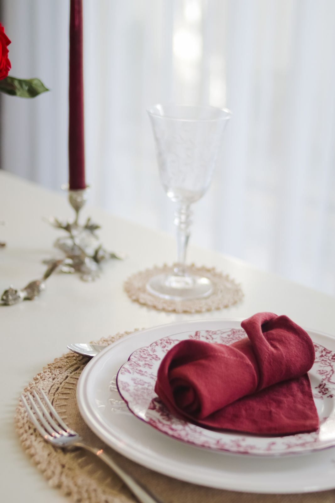 Vintage-inspired toile salad plates from Dior and heirloom dinner plates