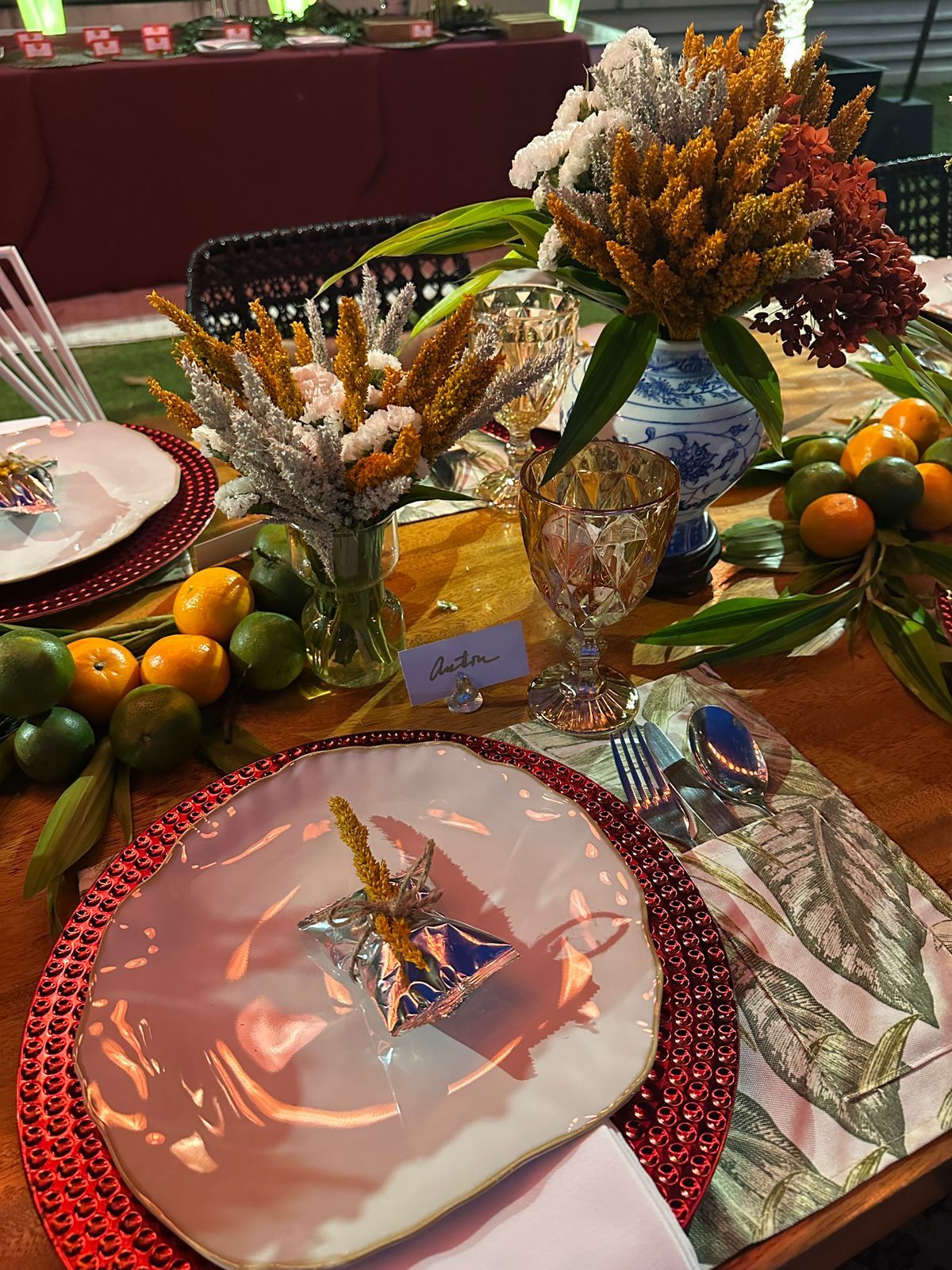 Details of Tanya Moreno De La Paz's tablescape with fresh flowers and fruits