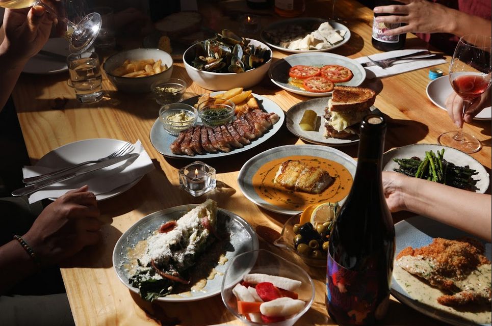 Setting the scene: these restaurants have the best mood lighting in Metro Manila | Photo: Bibio
