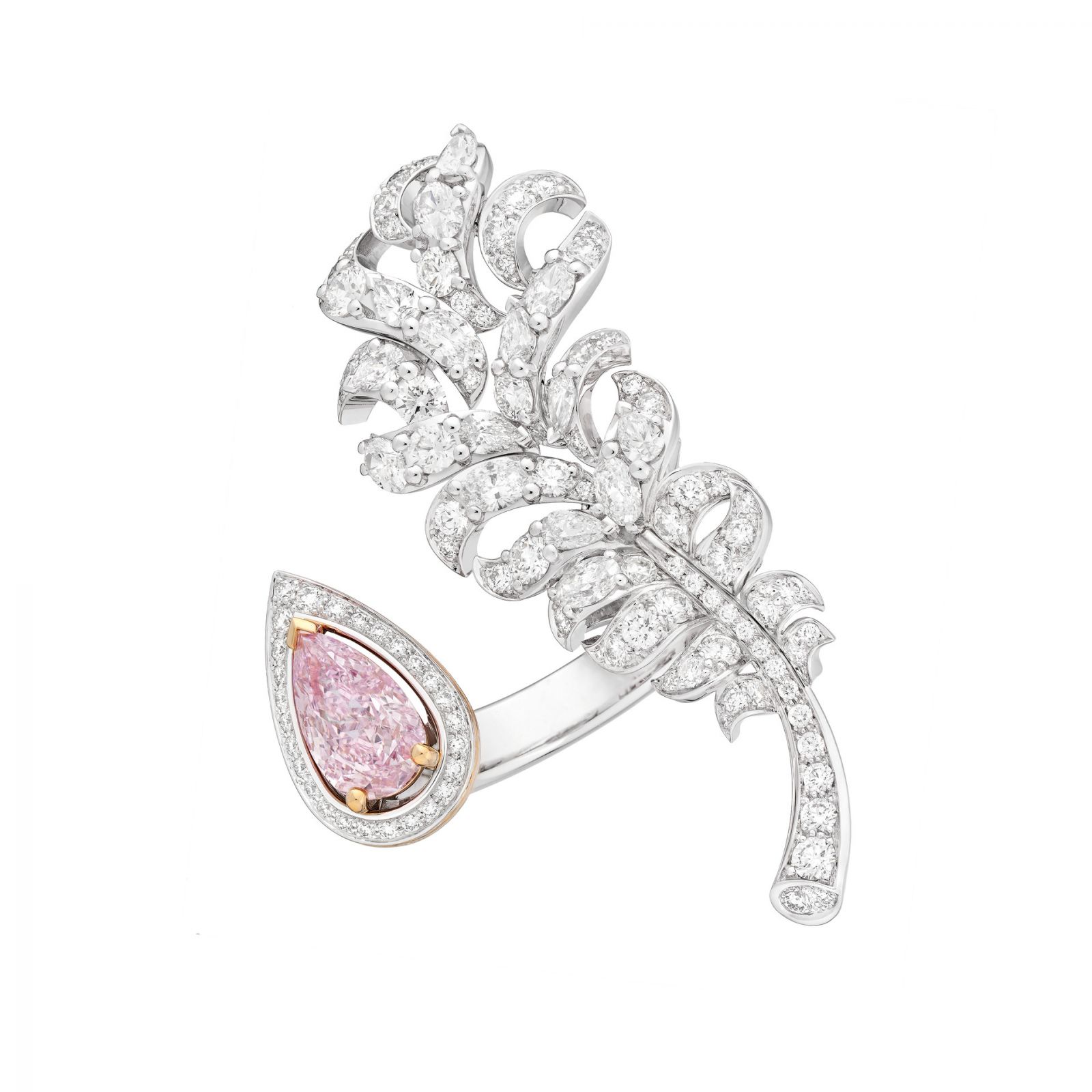 Plume Mademoiselle de Chanel 戒指。（Photo: Chanel）