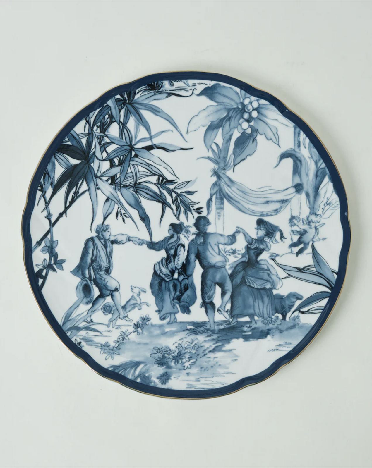 Dessert Plate from the Versailles Collection (Photo: Allora by Camille Lhuillier-Albani Website)