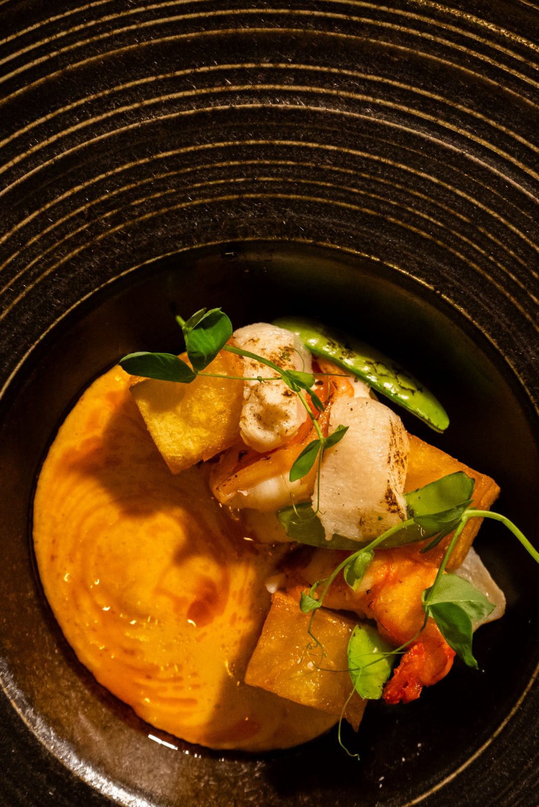 Goxo, a 12-seater bar-asador serving innovative Basque cuisine in Salcedo Village | Gambones