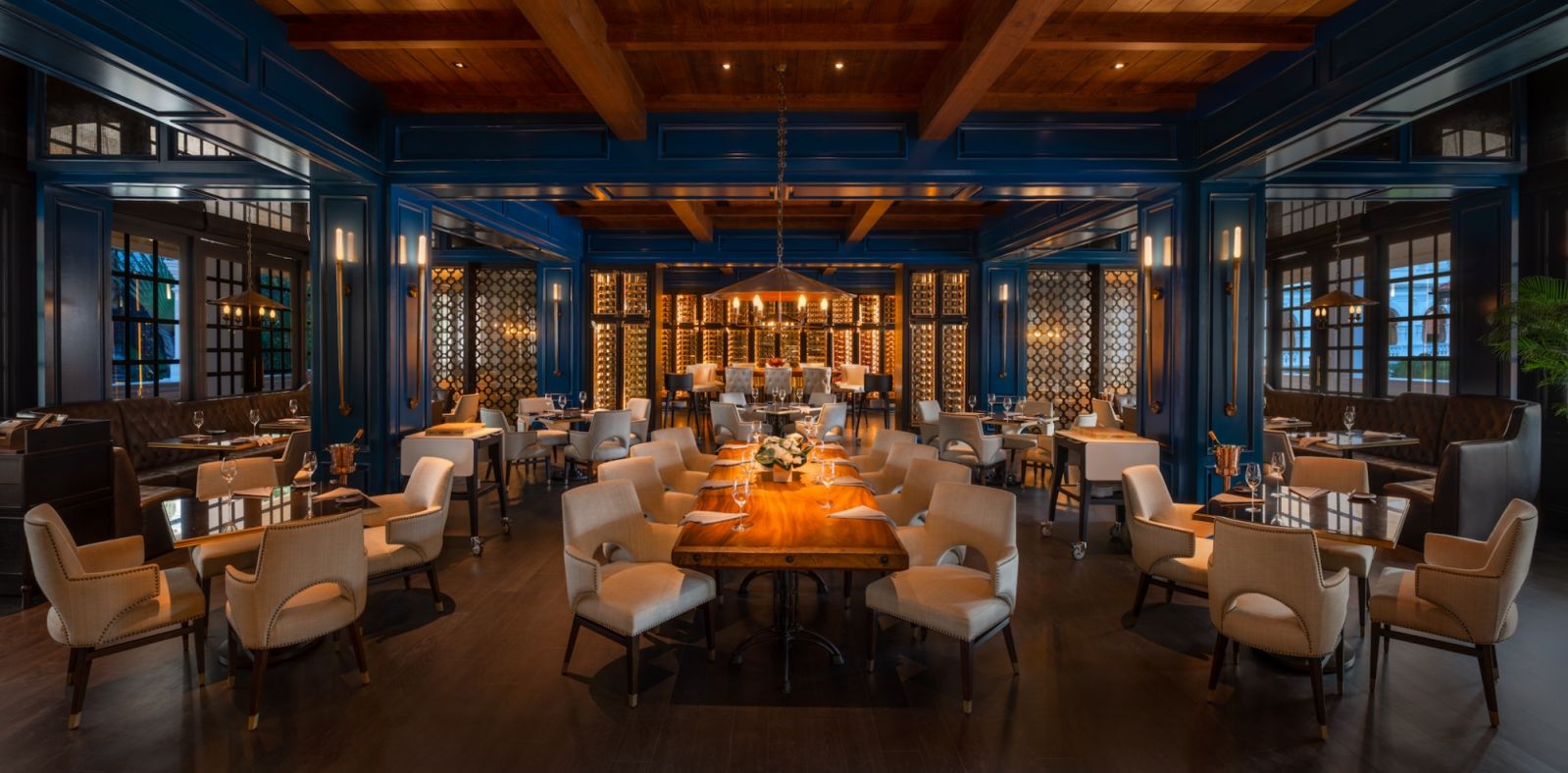 Celebrate Valentine’s Day at Butcher’s Block (Photo: Raffles Hotel Singapore)