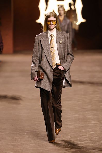 PARIS, FRANCE - JANUARY 23: (EDITORIAL USE ONLY - For Non-Editorial use please seek approval from Fashion House) A model walks the runway during the Amiri Menswear Fall-Winter 2025/2026 show as part of Paris Fashion Week on January 23, 2025 in Paris, France. (Photo by Antoine Flament/Getty Images)