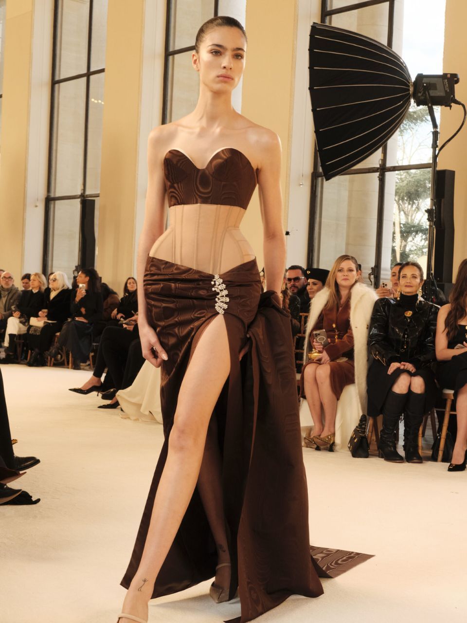Schiaparelli haute couture Xuân Hè 2025