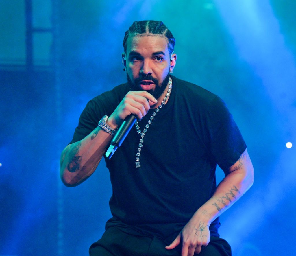 ATLANTA, GA - DECEMBER 9: Rapper Drake performs onstage during "Lil Baby & Friends Birthday Celebration Concert" at State Farm Arena on December 9, 2022 in Atlanta, Georgia. (Photo by Prince Williams/Wireimage)
