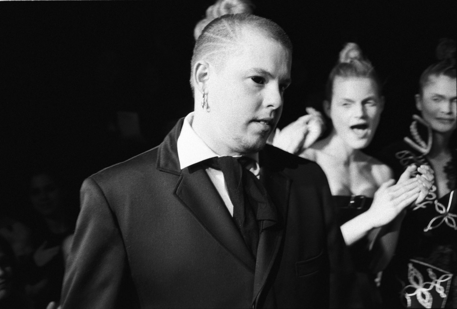 Alexander McQueen in New York City, 1996 (Photo: Getty Images)