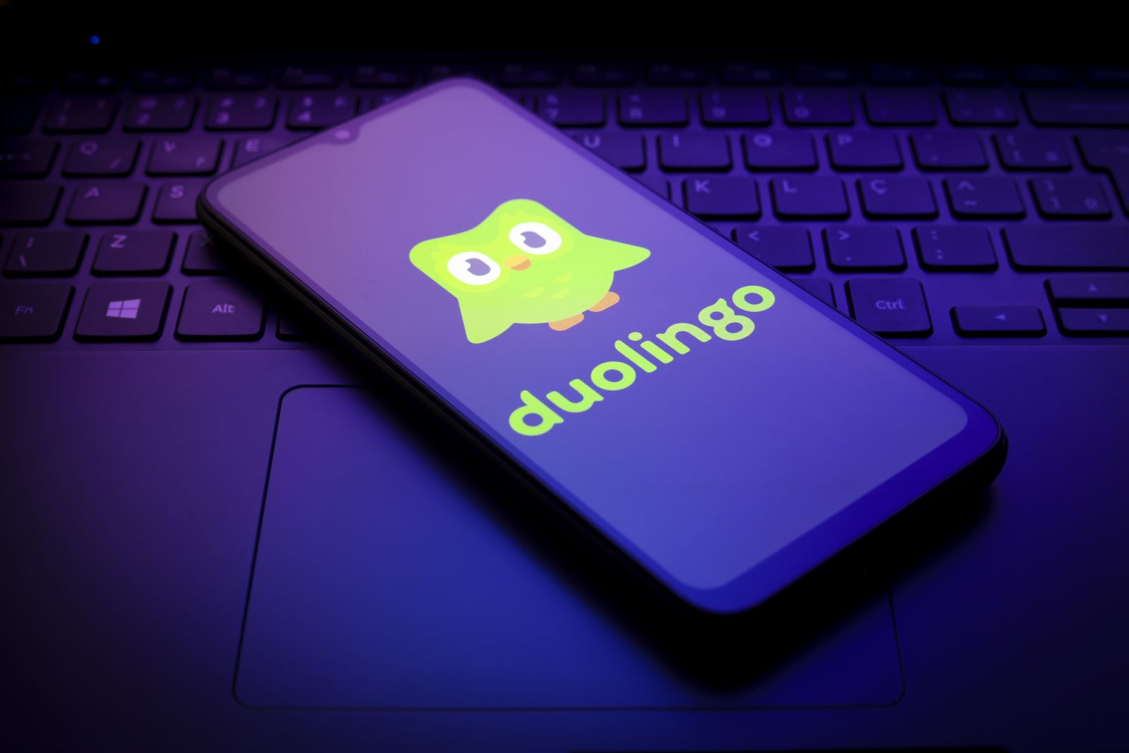 The Duolingo logo appears on a smartphone screen in this illustration photo in Reno, United States, on January 1, 2025. (Photo by Jaque Silva/NurPhoto)