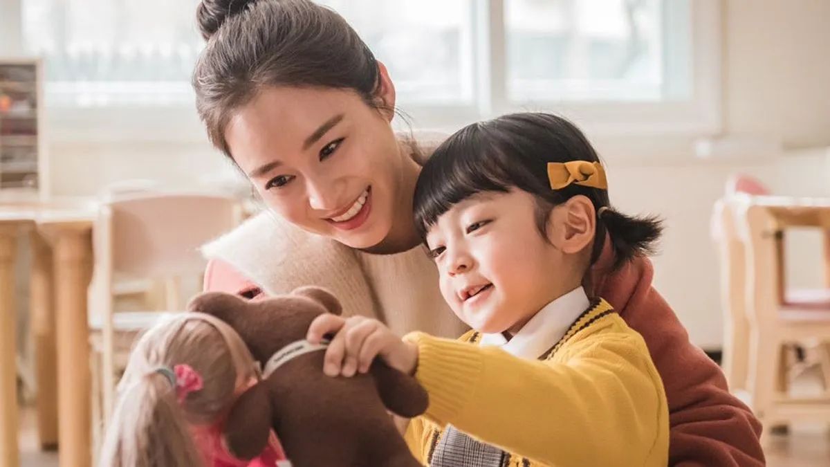 Kim Tae-hee and Seo Woo-jin in ‘Hi Bye, Mama!’ (Photo: tvN)