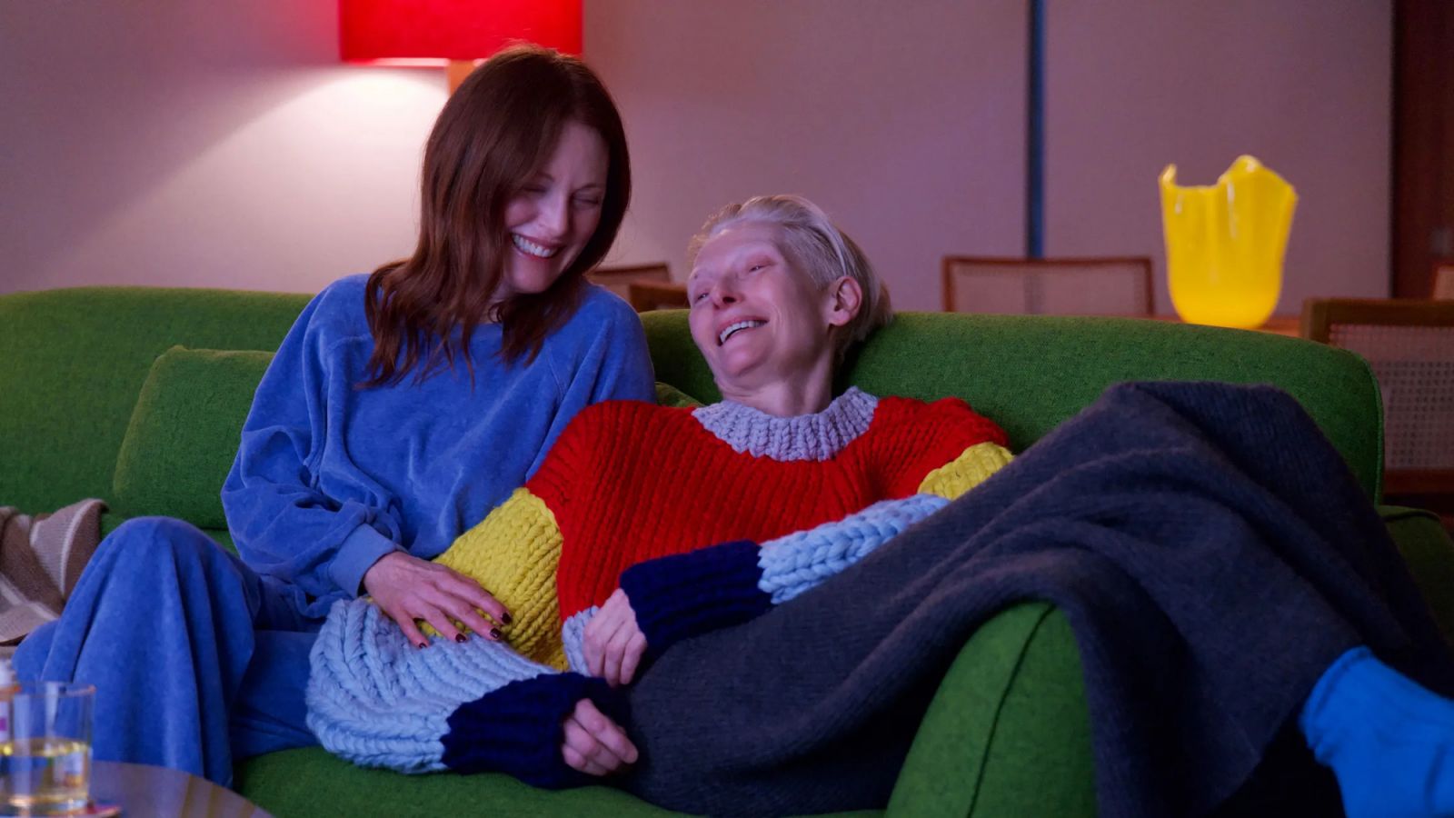 Ingrid (played by Julianne Moore) and her friend Martha (played by Tilda Swinton) watching a film at the vacation home upstate (Photo: Sony Classics)