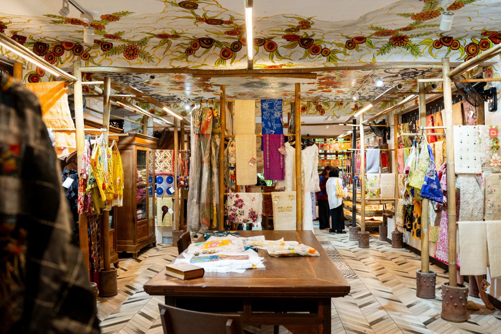 The gift shop inside Patis Tesoro's compound (Photo: Jon Hipe)