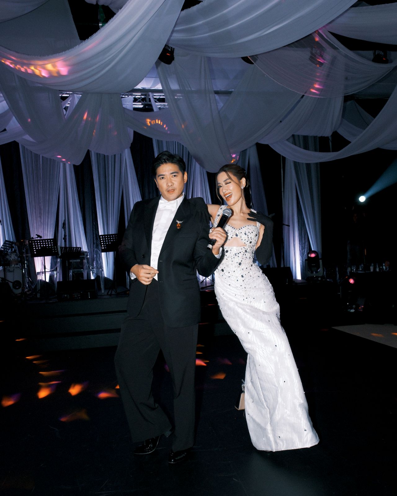 Hosts of the evening Tim Yap and Janeena Chan (Photo: Meetkeso)