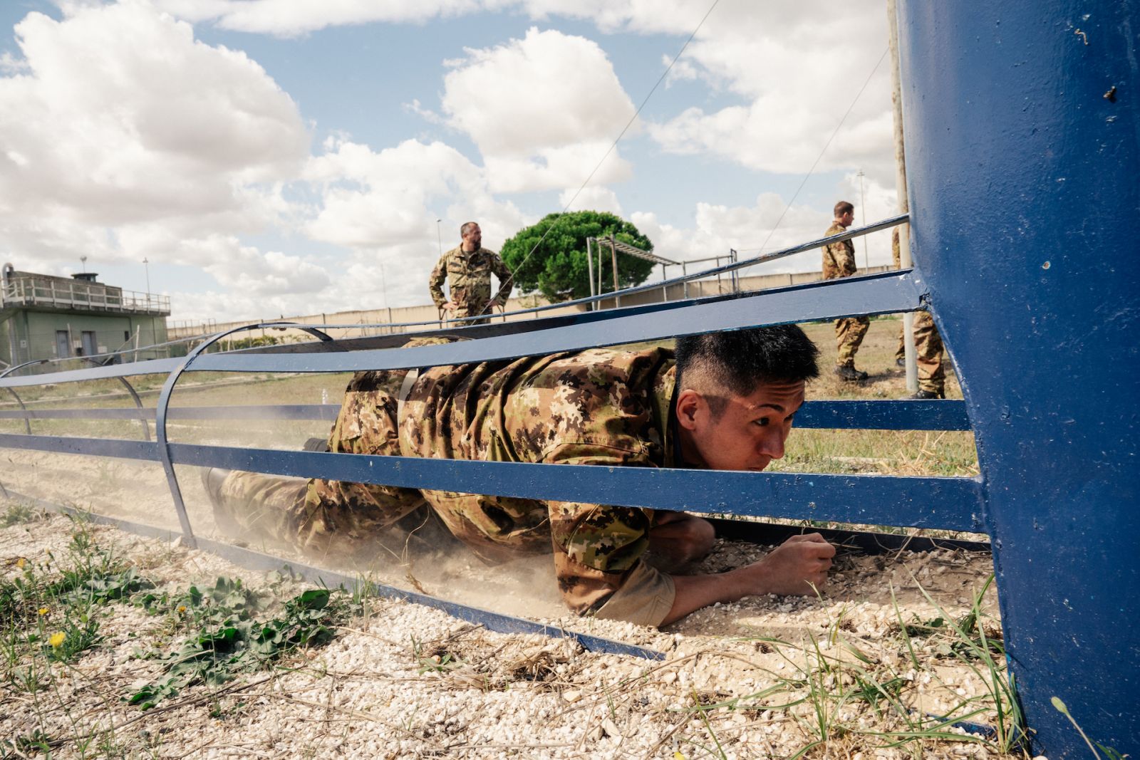 Navigating an obstacle during a training session with the Italian Special Forces