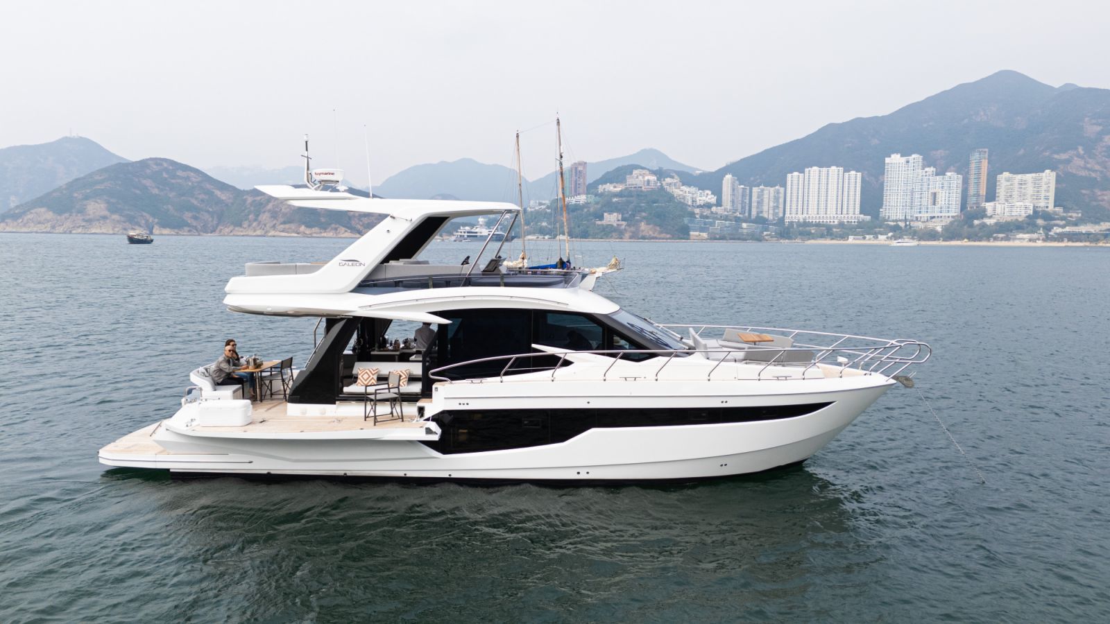 Galeon 500 Fly