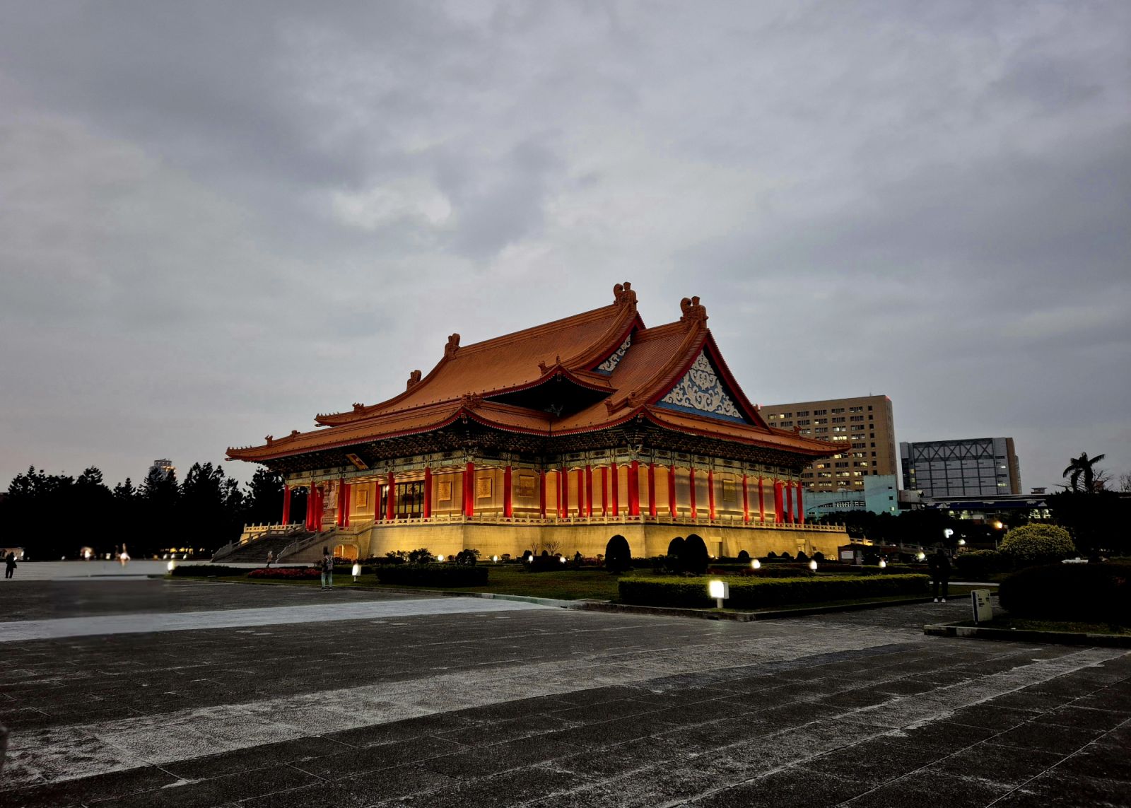 Make sure to visit at least one cultural site when in Taipei (Photo: Josiah Gatchalian)