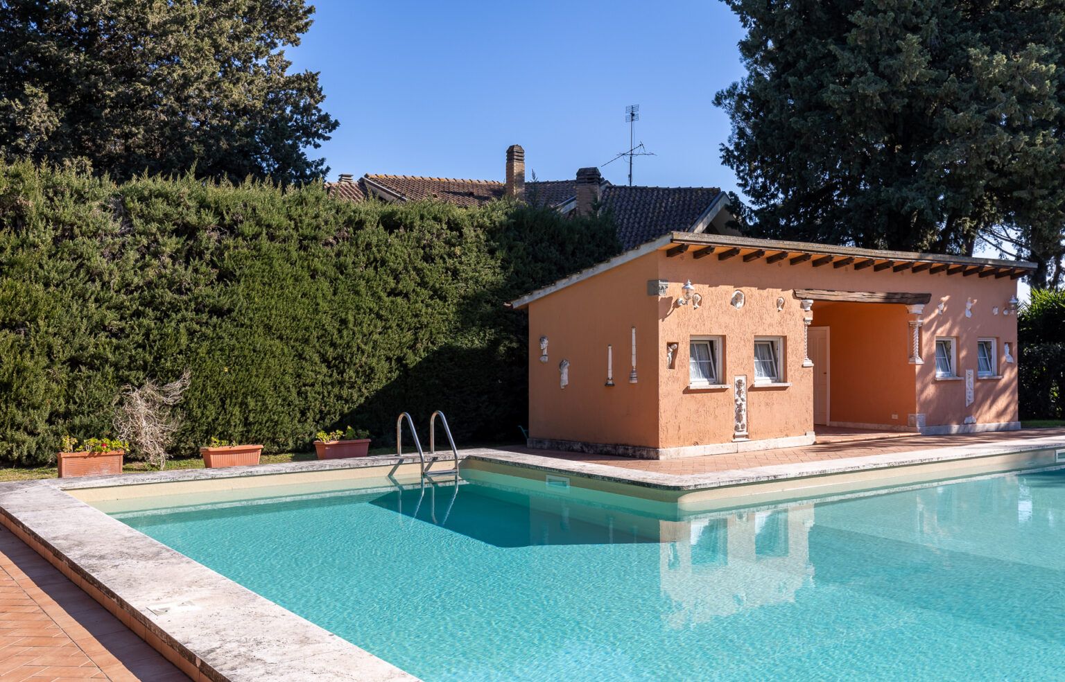 Villa Gucci