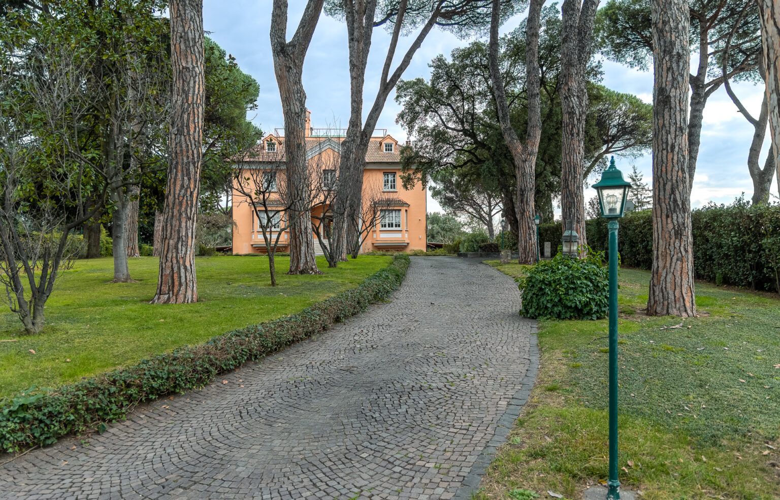 Villa Gucci
