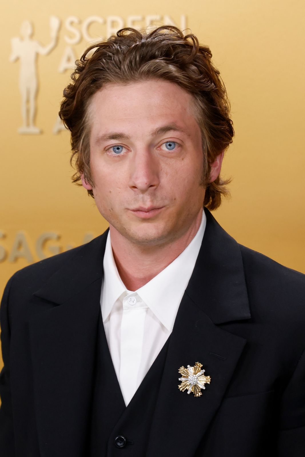 Jeremy Allen White attends the 31st Annual Screen Actors Guild Awards (Photo: Getty Images)