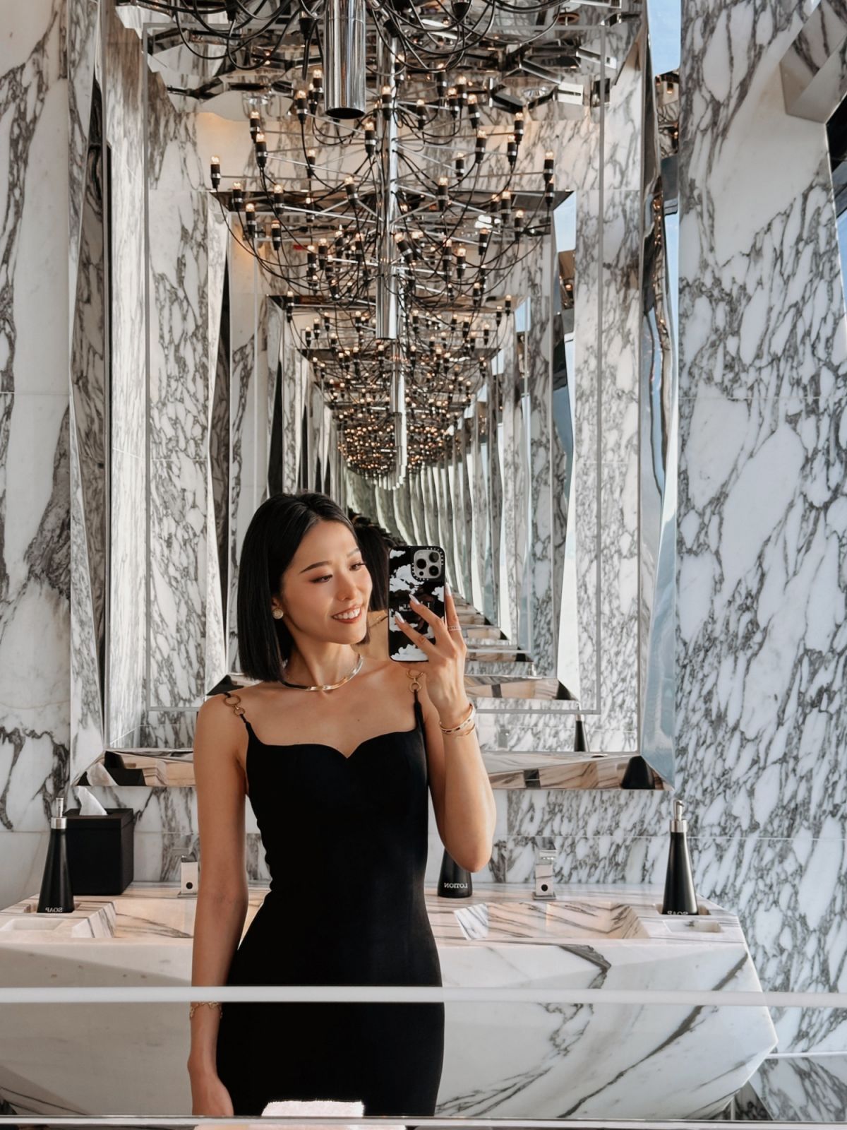 5 prettiest restaurant washrooms in Hong Kong that are just perfect for mirror selfies