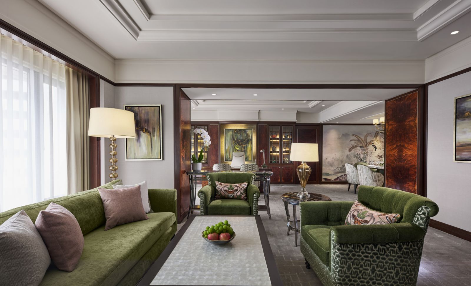 Shangri-La Kuala Lumpur’s Specialty Suite offers familiar home comforts suited for entertaining