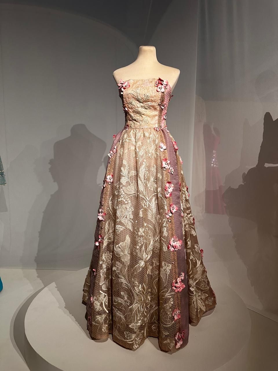 A gown by Pitoy Moreno on display at 'Timeless: J Moreno'
