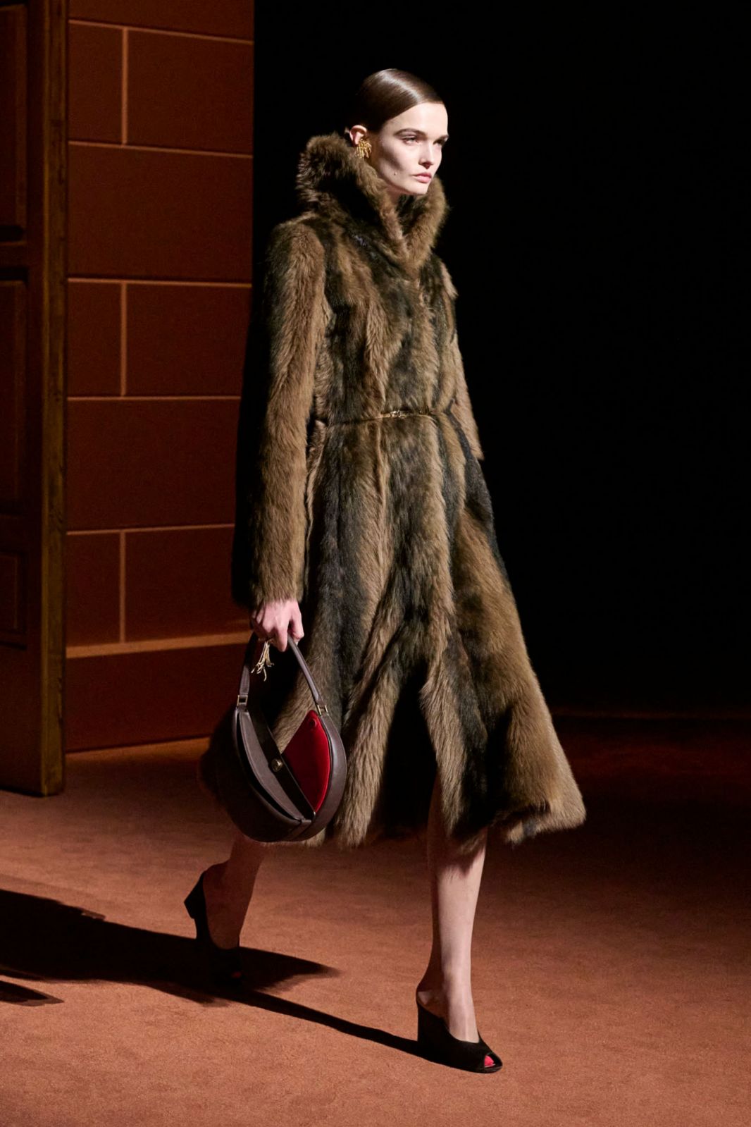 Fendi sàn diễn Milan Thu Đông 2025 1