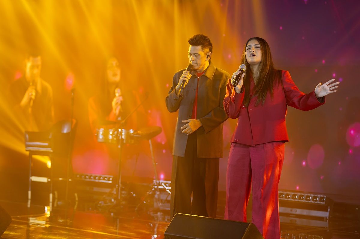 Gary Valenciano and Kiana Valenciano's performance at HSBC's 150-year celebration in the Philippines