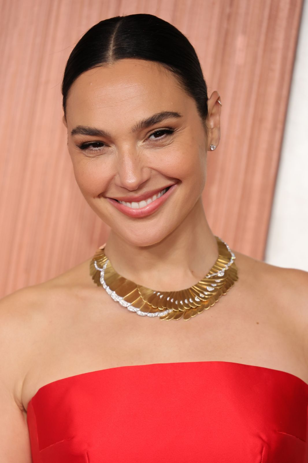 HOLLYWOOD, CALIFORNIA - MARCH 02: Gal Gadot attends the 97th Annual Oscars at Dolby Theatre on March 02, 2025 in Hollywood, California. (Photo by Savion Washington/Getty Images)