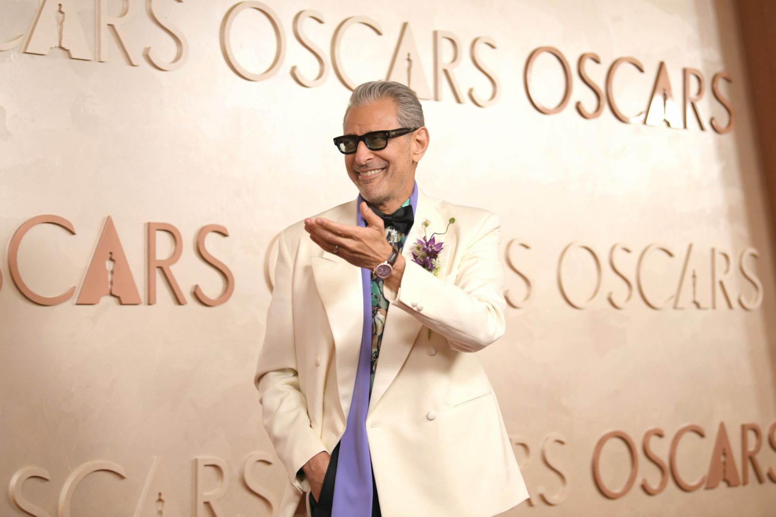 HOLLYWOOD, CALIFORNIA - MARCH 02: Jeff Goldblum attends the 97th Annual Oscars at Dolby Theatre on March 02, 2025 in Hollywood, California. (Photo by Chelsea Guglielmino/FilmMagic)