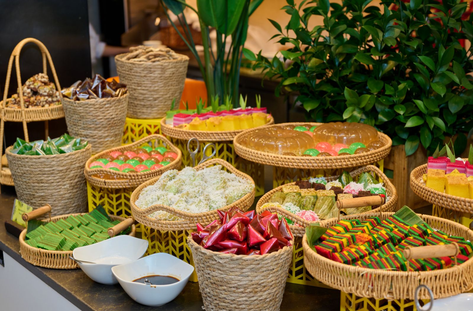 Shangri-La Kuala Lumpur kuih-muih