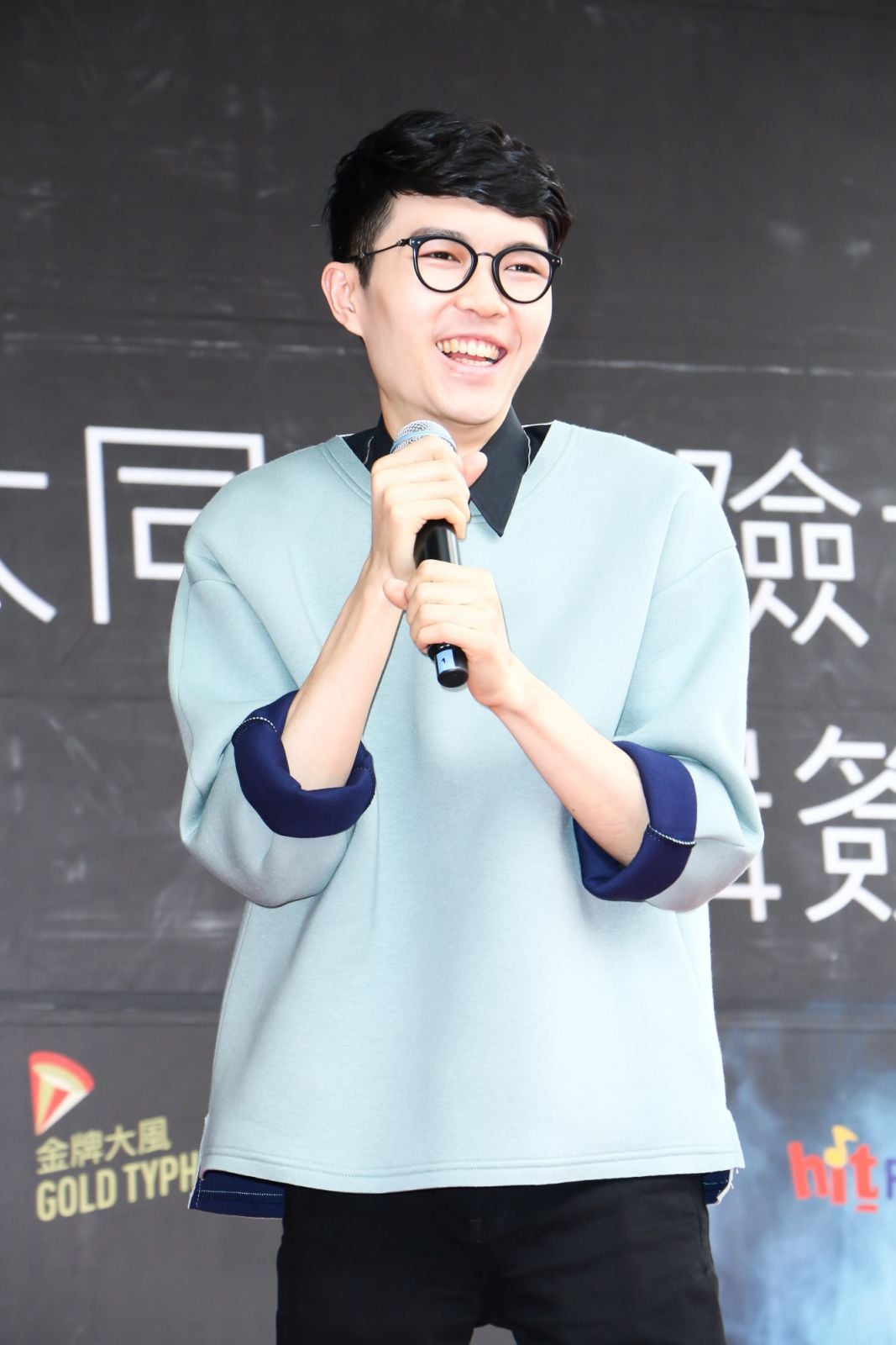 TAIPEI,CHINA - APRIL 27:Singer Khalil Fong holds signing session on Sunday April 27,2014 in Taipei,China.(Photo by TPG/Getty Images)