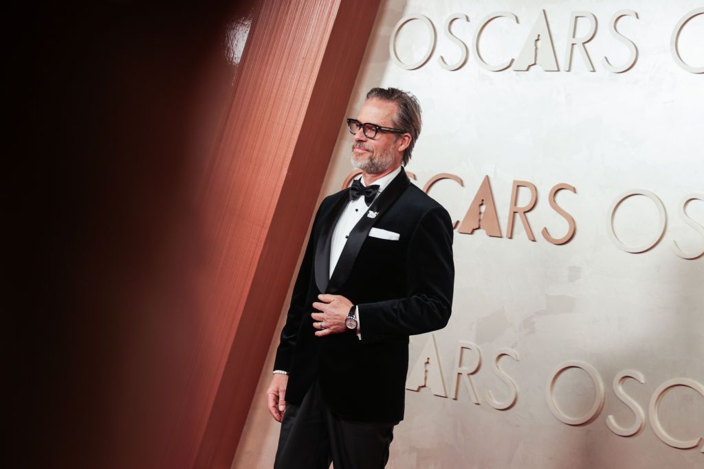 Guy Pearce at the 97th Oscars held at the Dolby Theatre on March 2, 2025 in Hollywood, California. (Photo by Lexie Moreland/WWD via Getty Images)