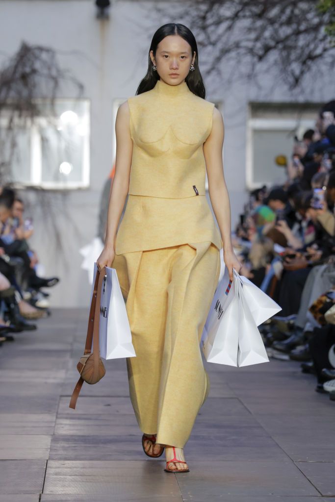 MILAN, ITALY - FEBRUARY 28: A model walks the runway during the Sunnei Ready to Wear Fall/Winter 2025-2026 fashion show as part of the Milan Fashion Week on February 28, 2025 in Milan, Italy. (Photo by Victor VIRGILE/Gamma-Rapho via Getty Images)