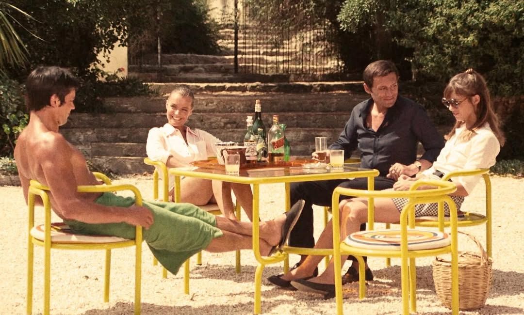 Aulenti’s Locus Solus collection in Jacques Deray’s ‘La Piscine’ (Photo: Instagram / @gilbertkann)